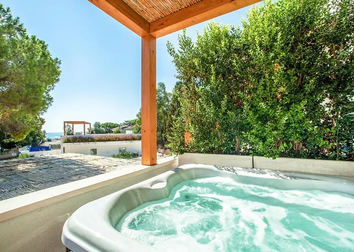 Noha Lifestyle - Adults Only