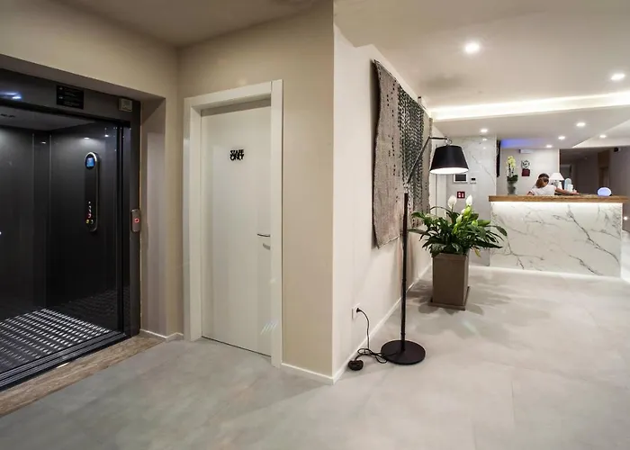 Noha Lifestyle - Adults Only Pula